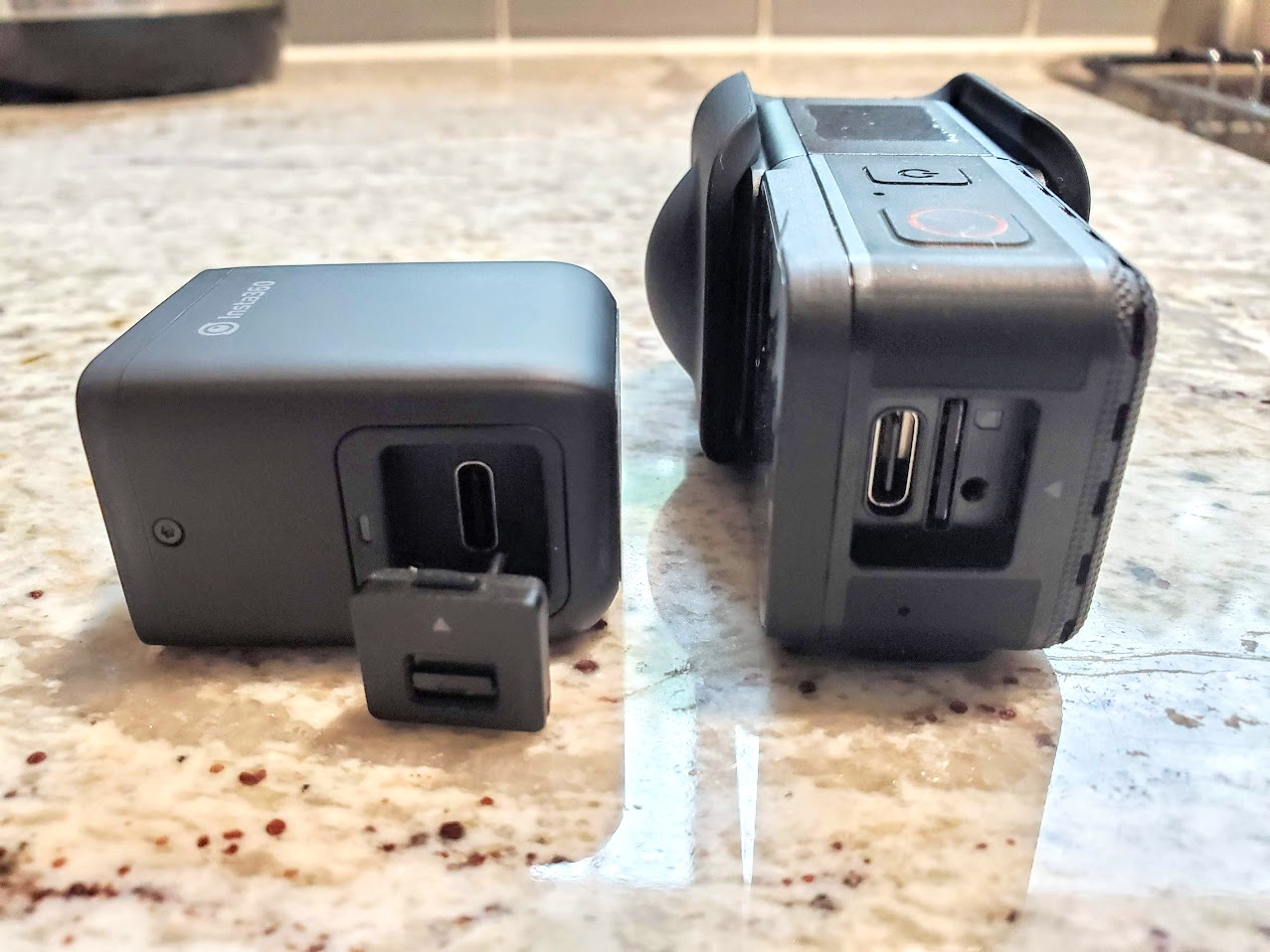 Insta360 One R vertical battery cover